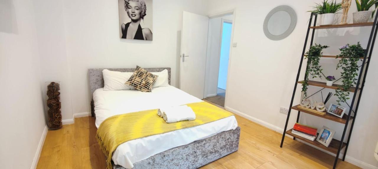 Spacious 3 Bed Flat Near Liverpool Street, Spitalfields Londres Extérieur photo